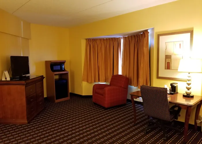 Comstock Inn & Conference Center